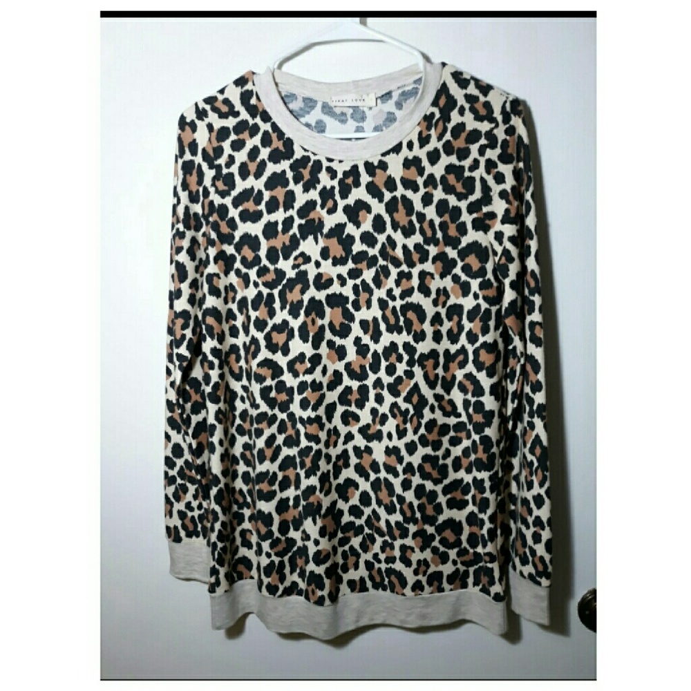 A cheetah print top sleeves